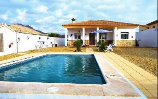 VILLA IN ZURGENA AREA