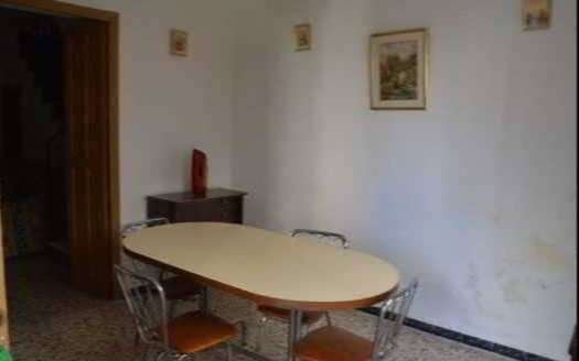 TOWN HOUSE IN ARBOLEAS