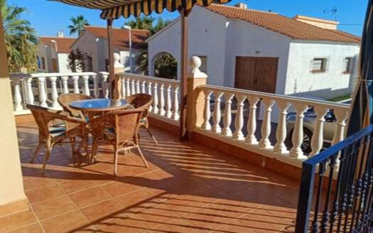 APARTMENT ON THE BEACH IN SAN JUAN DE LOS TERREROS