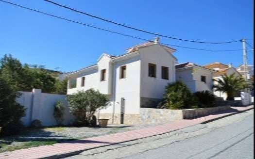 VILLA IN HUÉRCAL-OVERA AREA