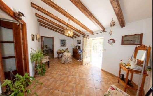 COUNTRY HOUSE IN HUÉRCAL-OVERA AREA