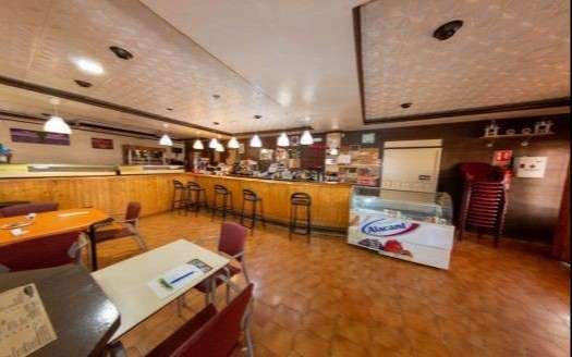 BAR AND HOUSE IN LA ALFOQUIA