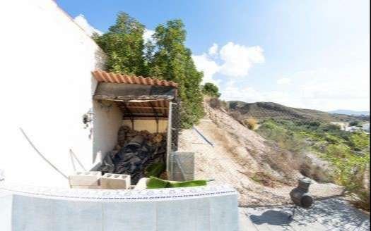 VILLA SUNFLOWERS IN ZURGENA