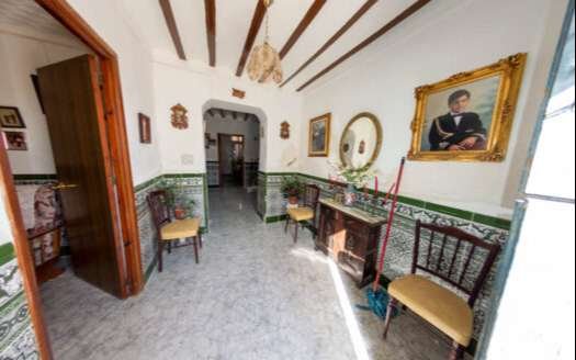 TOWNHOUSE IN ARBOLEAS AREA