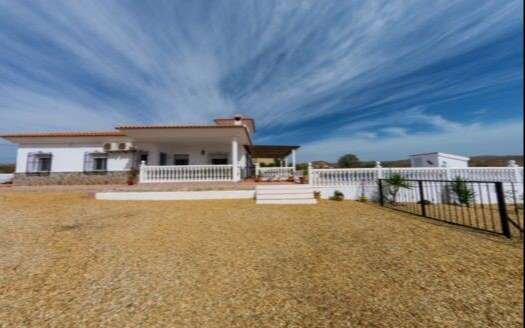 Villa in Taberno area