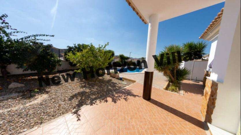 VILLA IN ARBOLEAS