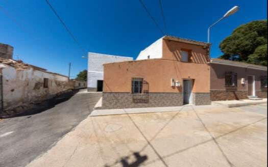 TOWN HOUSE AROUND HUERCAL OVERA