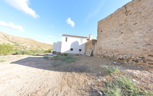 COUNTRY HOUSE IN ARBOLEAS AREA