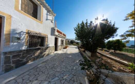 CORTIJO IN ARBOLEAS