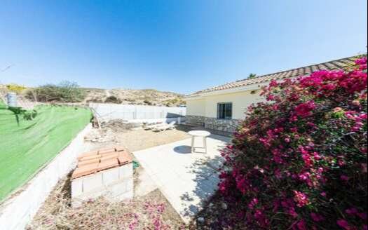 Villa in Los Carasoles
