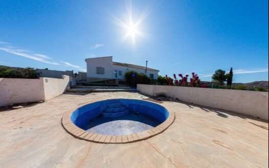 Villa in Albox area