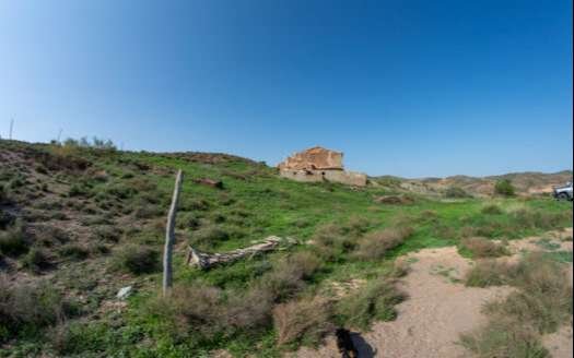 COUNTRY HOUSE TO BE REFORMED IN TABERNO AREA