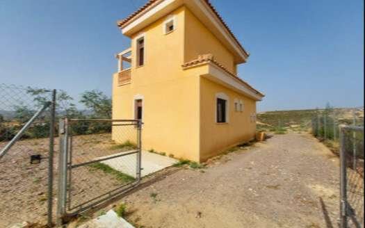 VILLA IN ZURGENA AREA