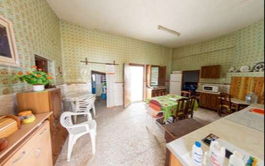 TOWNHOUSE TO BE REFORMED IN CUEVAS DEL ALMANZORA