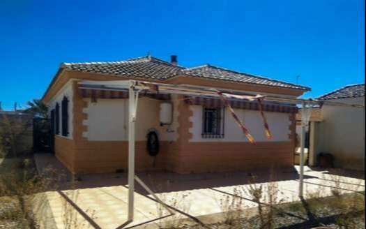 VILLA IN ARBOLEAS AREA