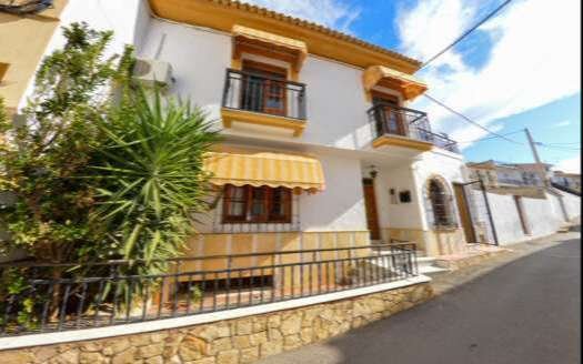 TOWN HOUSE IN ZURGENA AREA