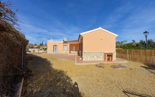 VILLA IN ZURGENA AREA