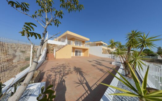 HOUSE IN ZURGERNA AREA