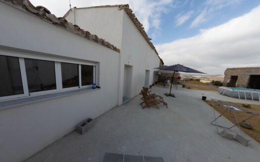 COUNTRYHOUSE IN HUÉRCAL OVERA AREA