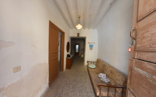TOWNHOUSE IN CANTORIA AREA