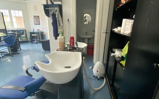 Hairdresser’s salon in Albox