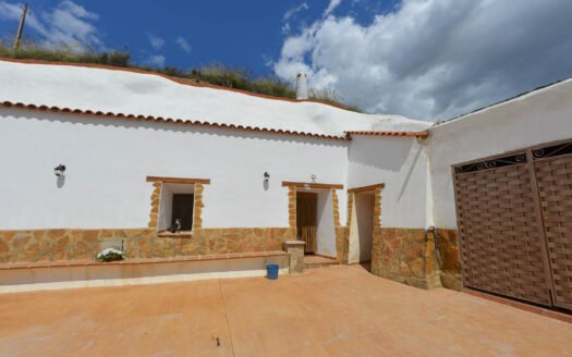 Cave house in Cuevas del Almanzora