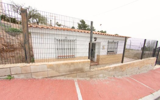 VILLAGE HOUSE IN TABERNO