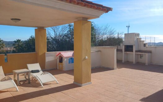 VILLA EN LA ALFOQUIA