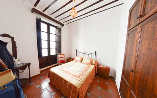 TOWNHOUSE IN CANTORIA