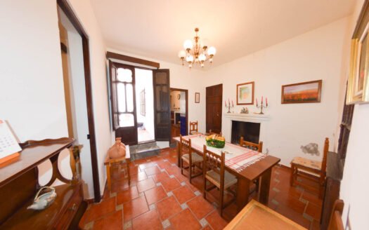 TOWNHOUSE IN CANTORIA