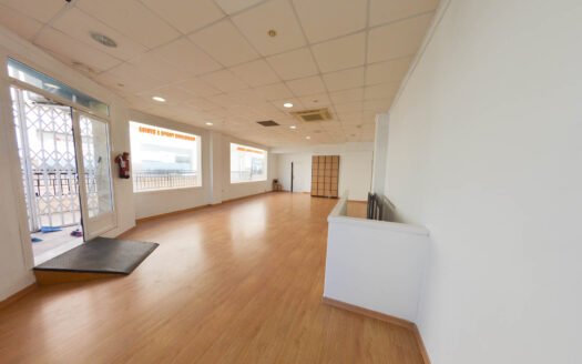 BUSINESS PREMISES EN HUÉRCAL-OVERA