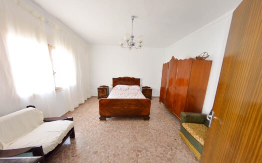 *EXCLUSIVE* VILLAGE HOUSE IN ZURGENA