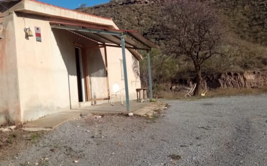 COUNTRY HOUSE IN SERÓN