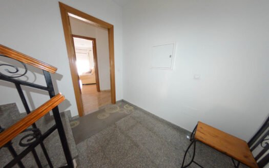 APARTMENT IN ARBOLEAS
