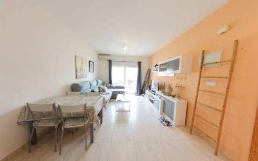 APARTMENT IN VILLARICOS