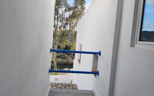 APARTMENT IN ARBOLEAS AREA