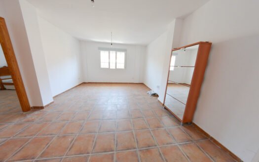 APARTMENT IN ARBOLEAS