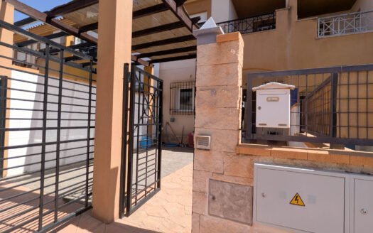 DUPLEX IN LA ALFOQUIA