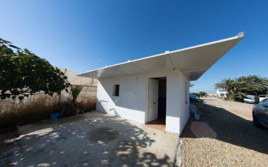 HOUSE IN THE CUEVAS DEL ALMANZORA AREA