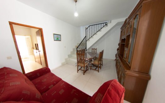 TOWNHOUSE IN CANTORIA